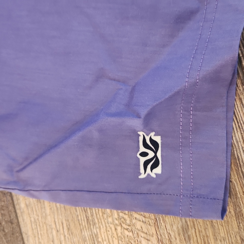 Be Present Yoga Shorts - Picture 5 of 5